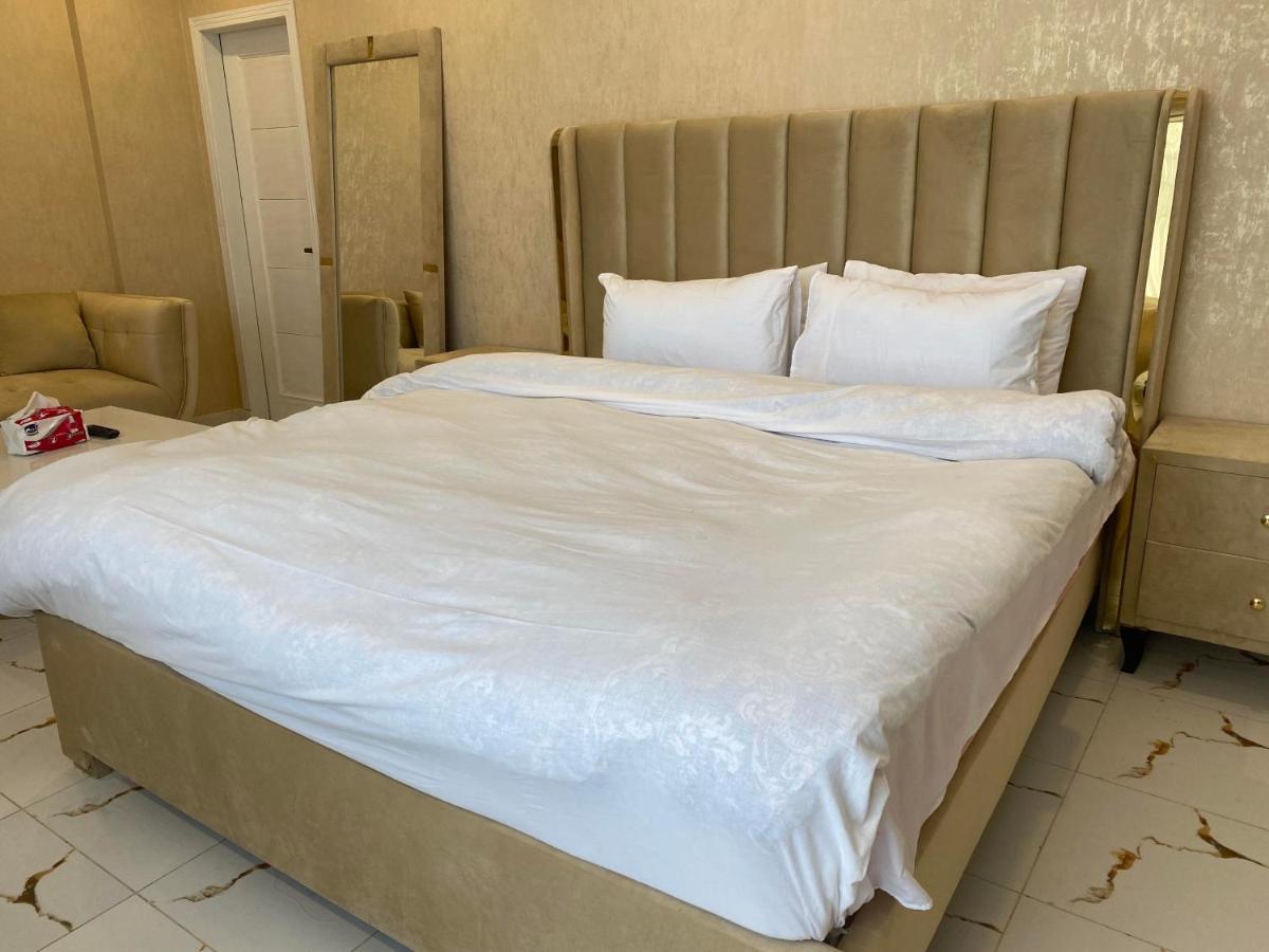 Luxe Suites Bahria Town Lahore Ngoại thất bức ảnh