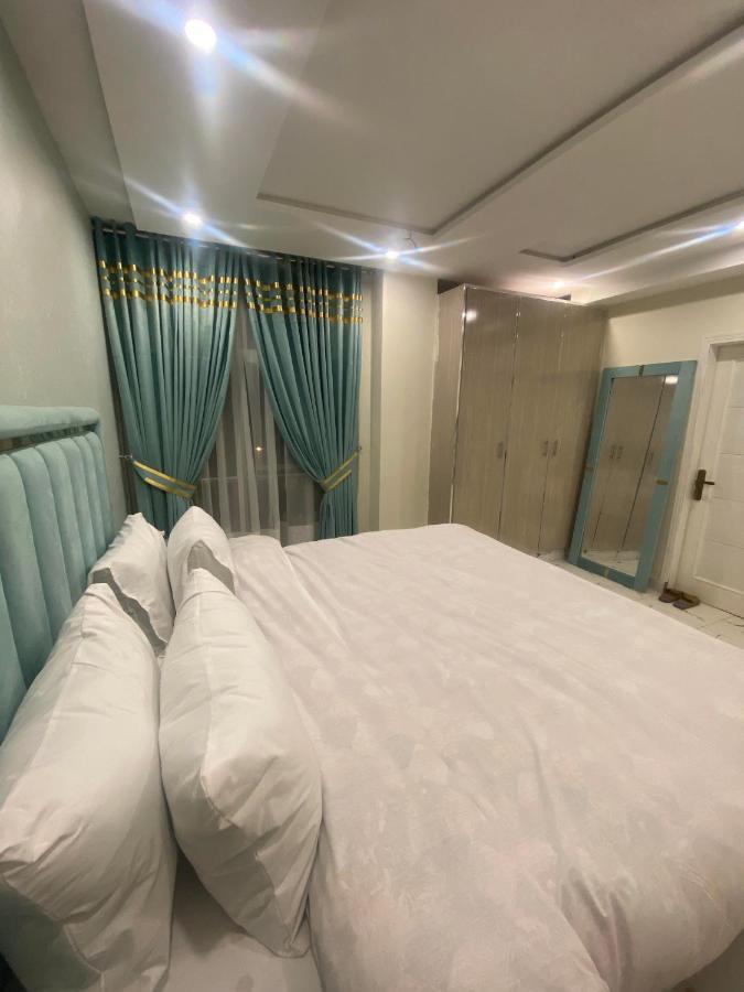 Luxe Suites Bahria Town Lahore Ngoại thất bức ảnh