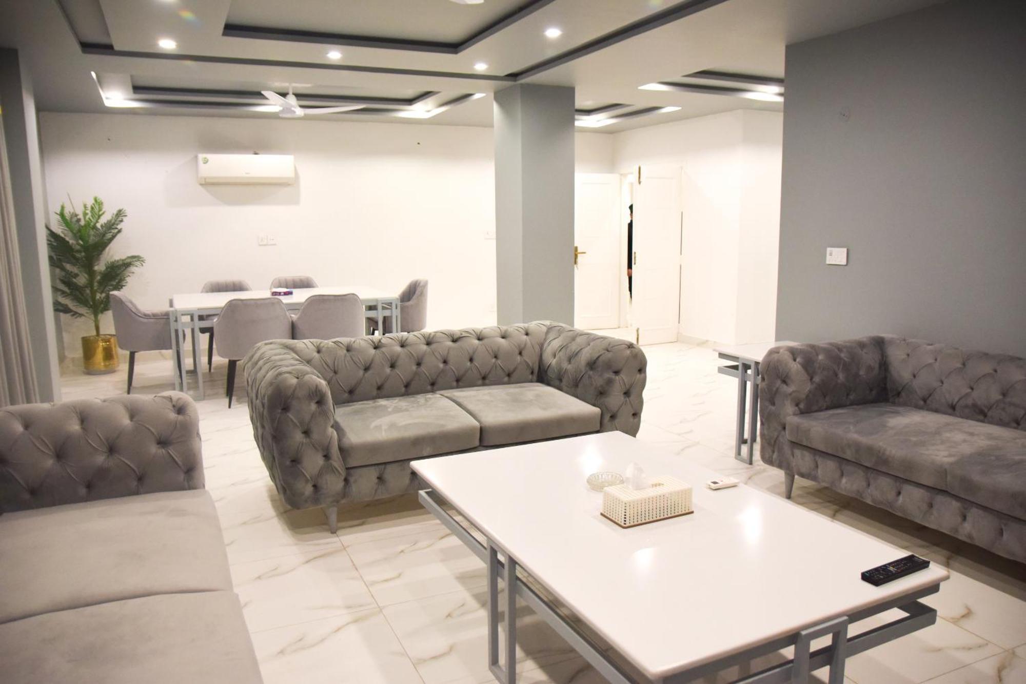 Luxe Suites Bahria Town Lahore Ngoại thất bức ảnh