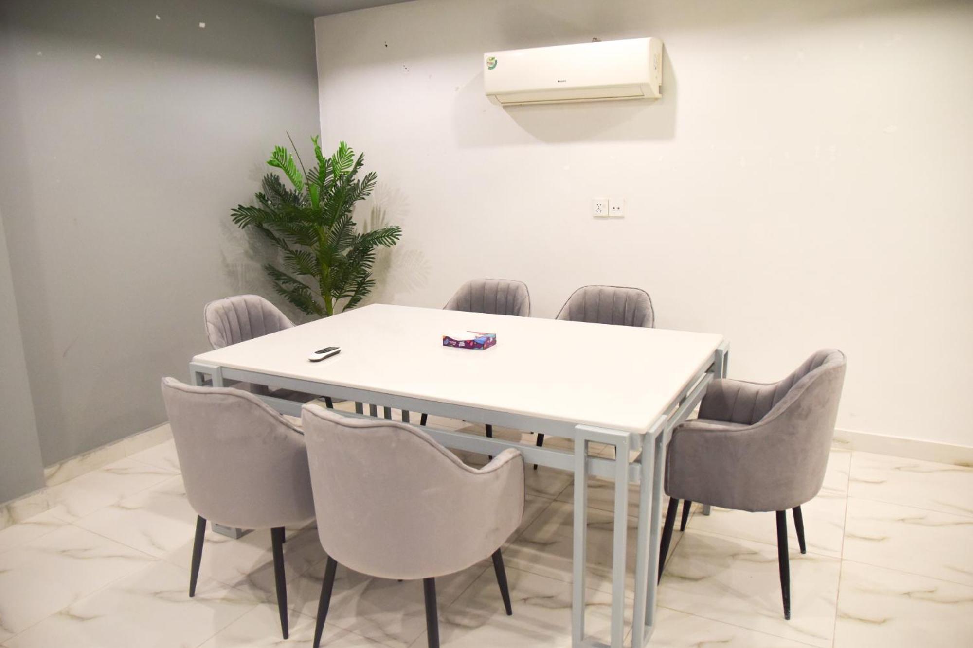 Luxe Suites Bahria Town Lahore Ngoại thất bức ảnh